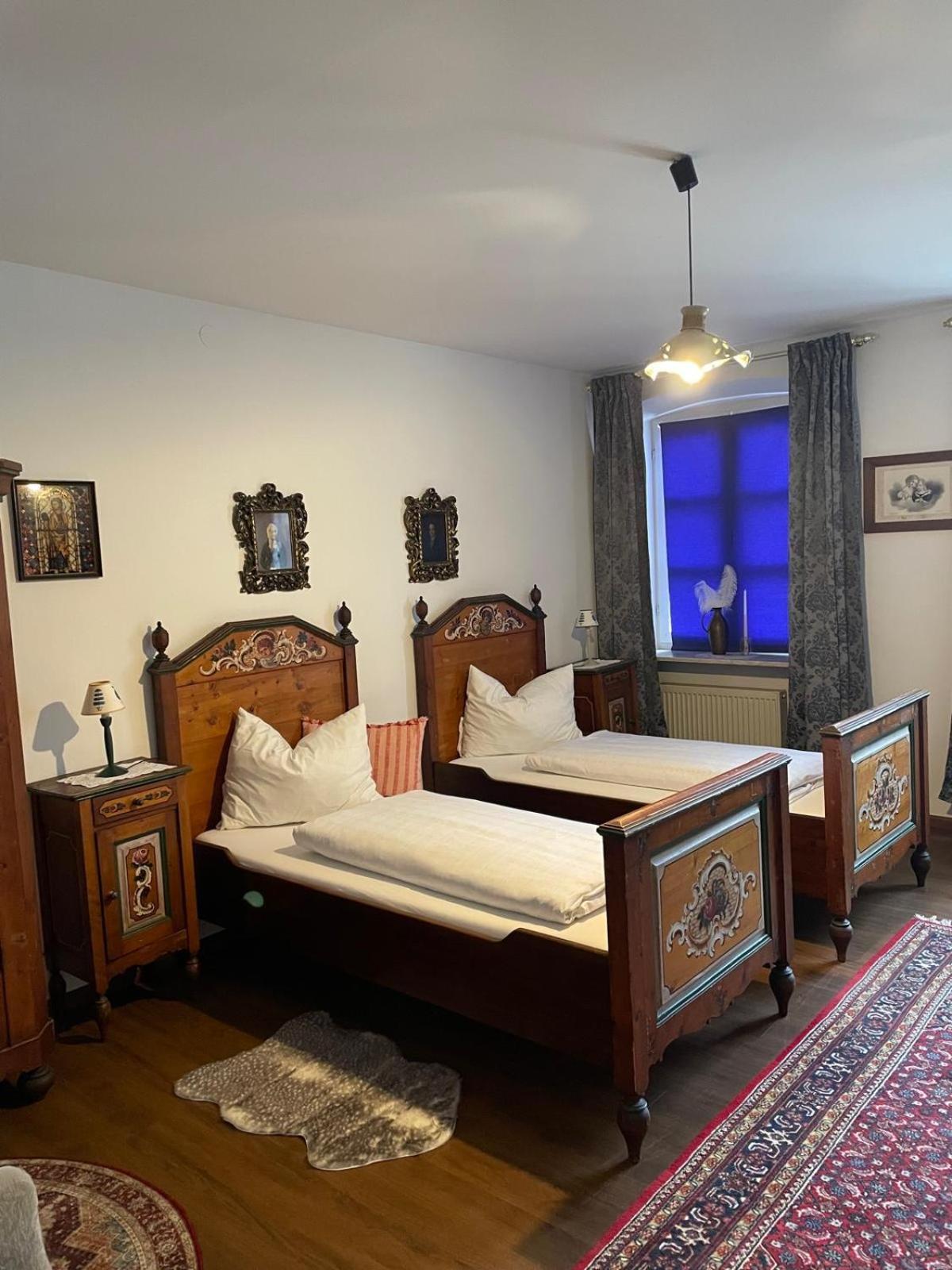 Il Castello Hotel Haiming Bagian luar foto