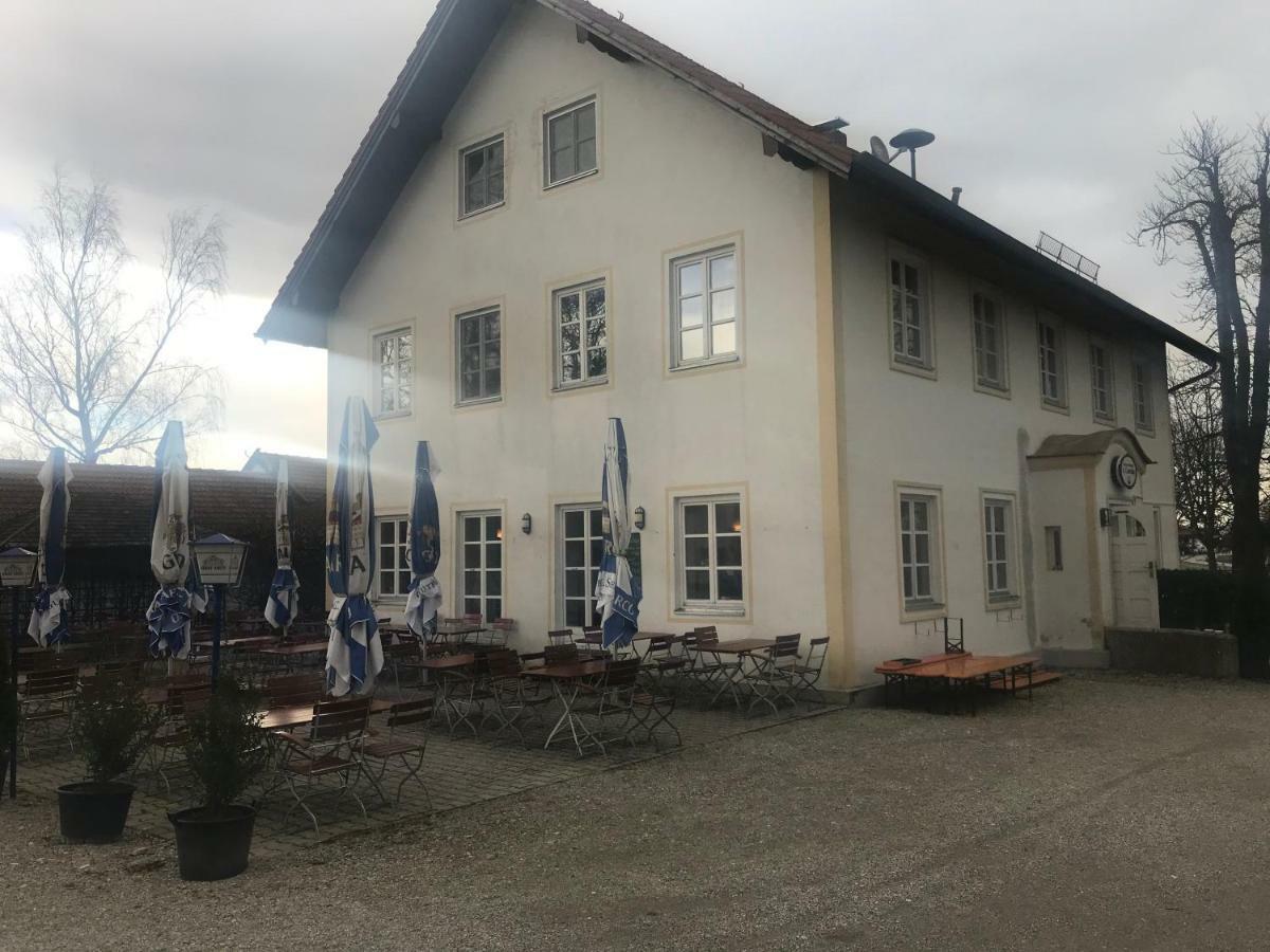 Il Castello Hotel Haiming Bagian luar foto