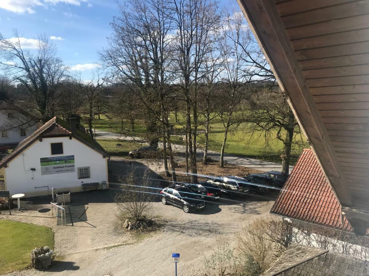 Il Castello Hotel Haiming Bagian luar foto
